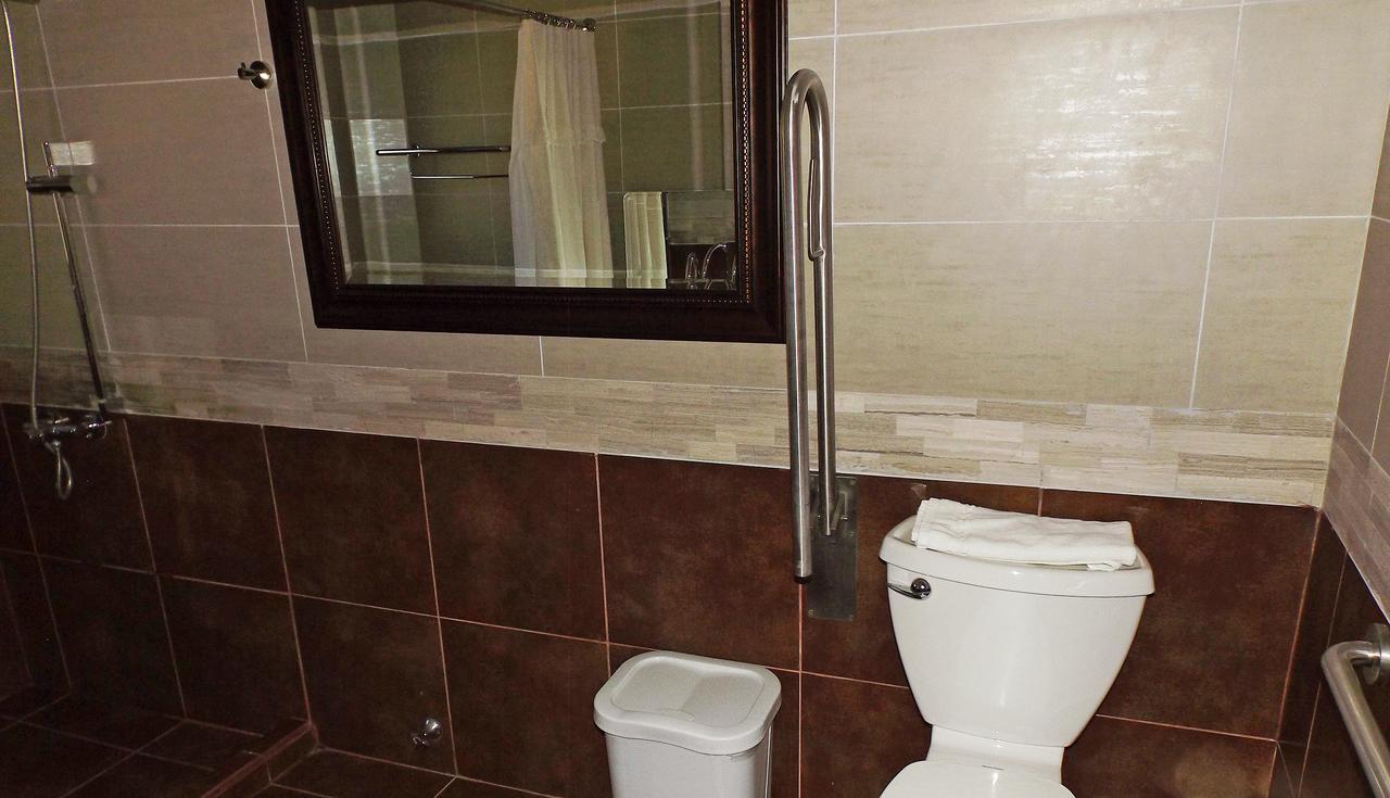 La Perla Hotel سانتا كروز المظهر الخارجي الصورة